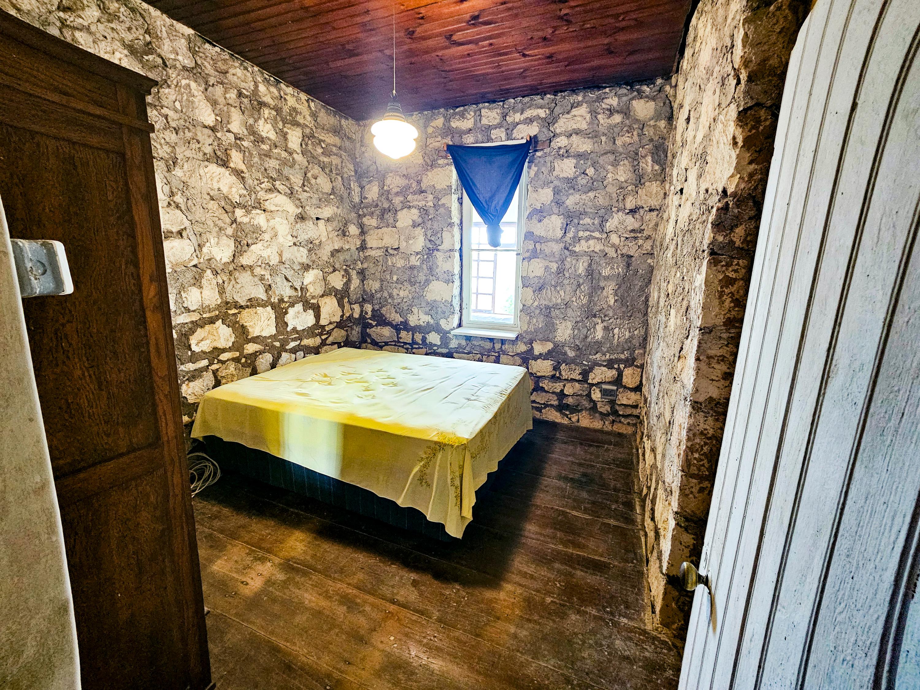 Image 16