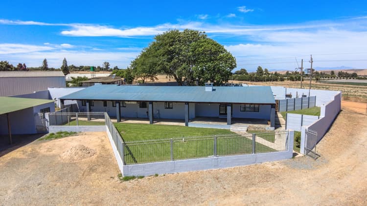 Main property image
