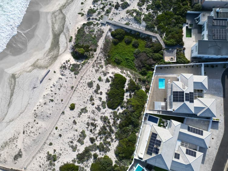 Main property image