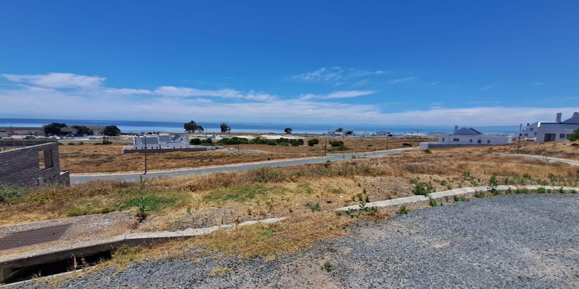 Image 2 of 6