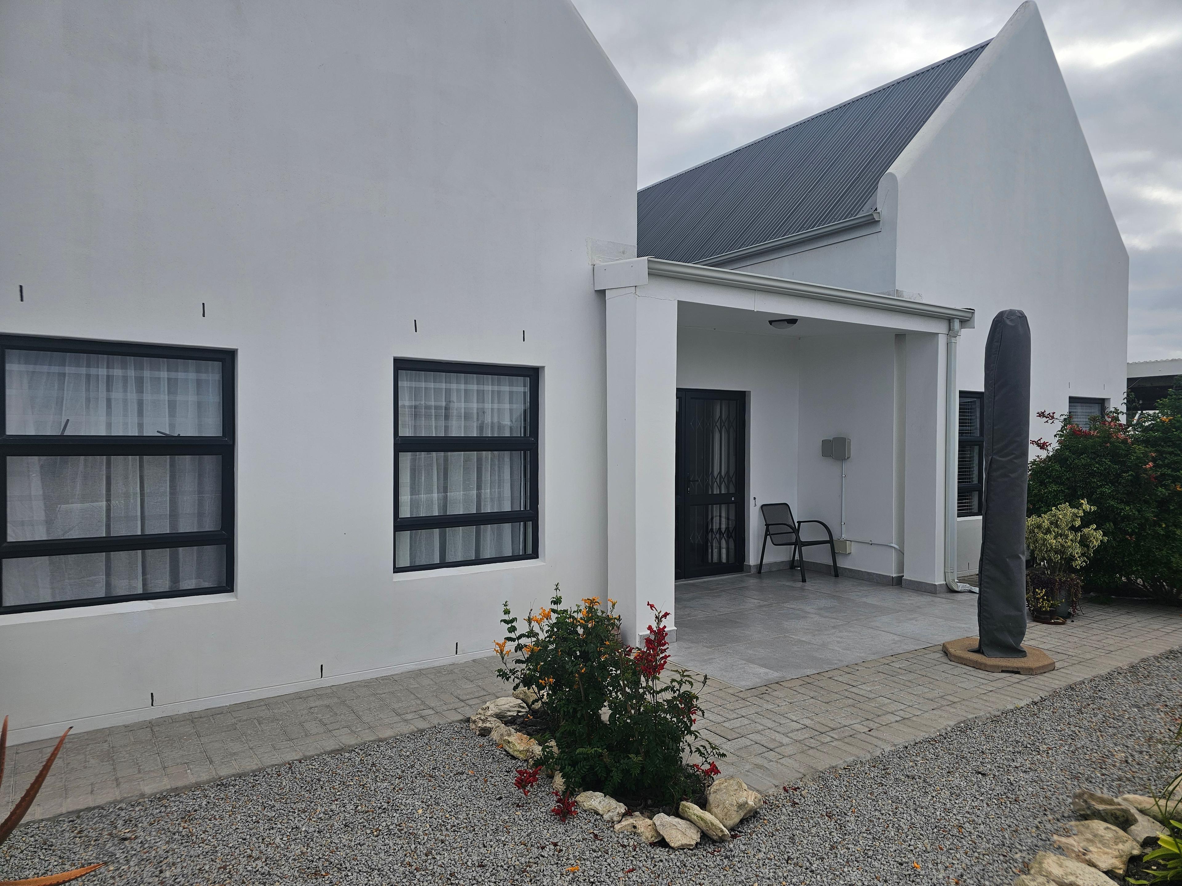 Image 4 of 6