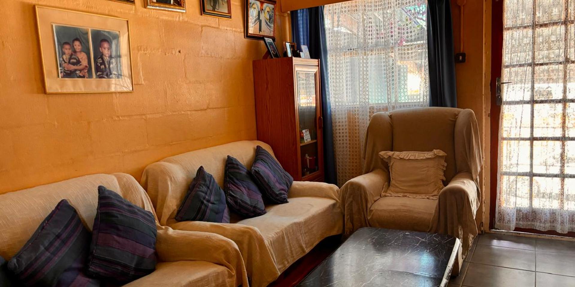 Image 5 of 6