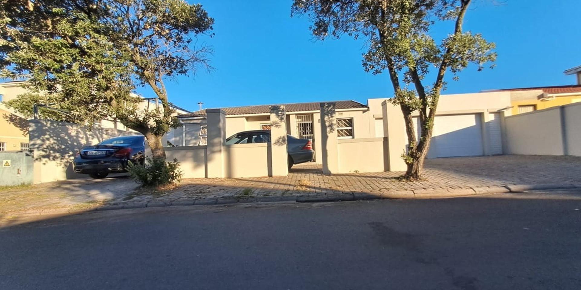 Image 2 of 6