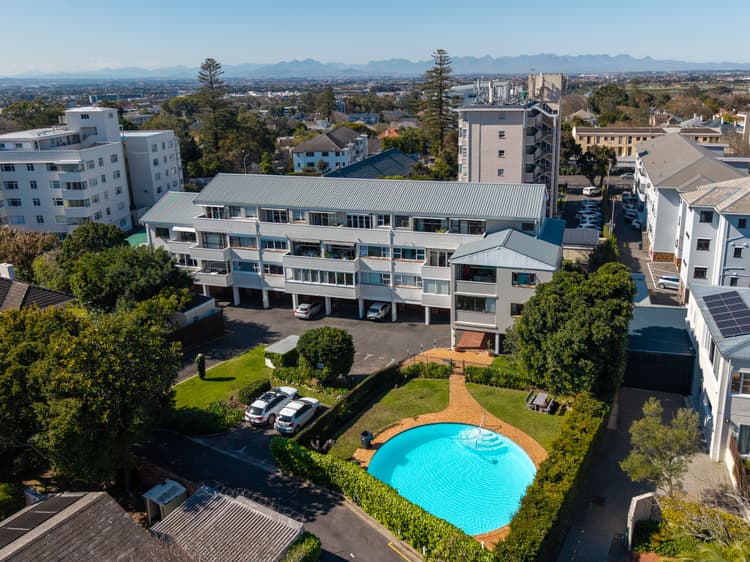 Main property image