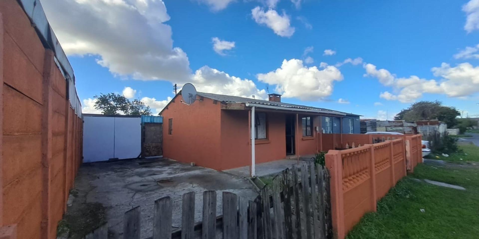 Image 2 of 6