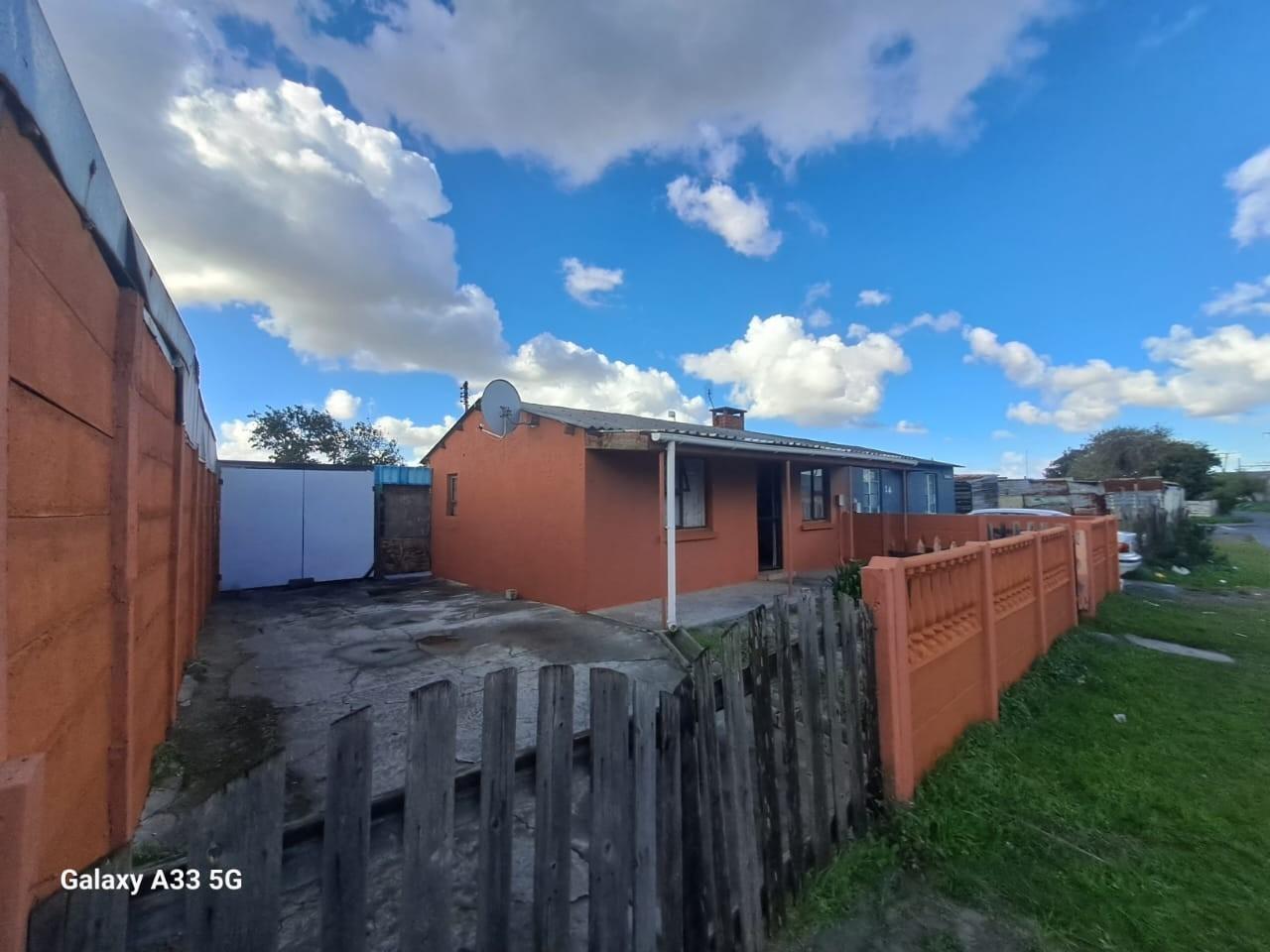 Image 2 of 6