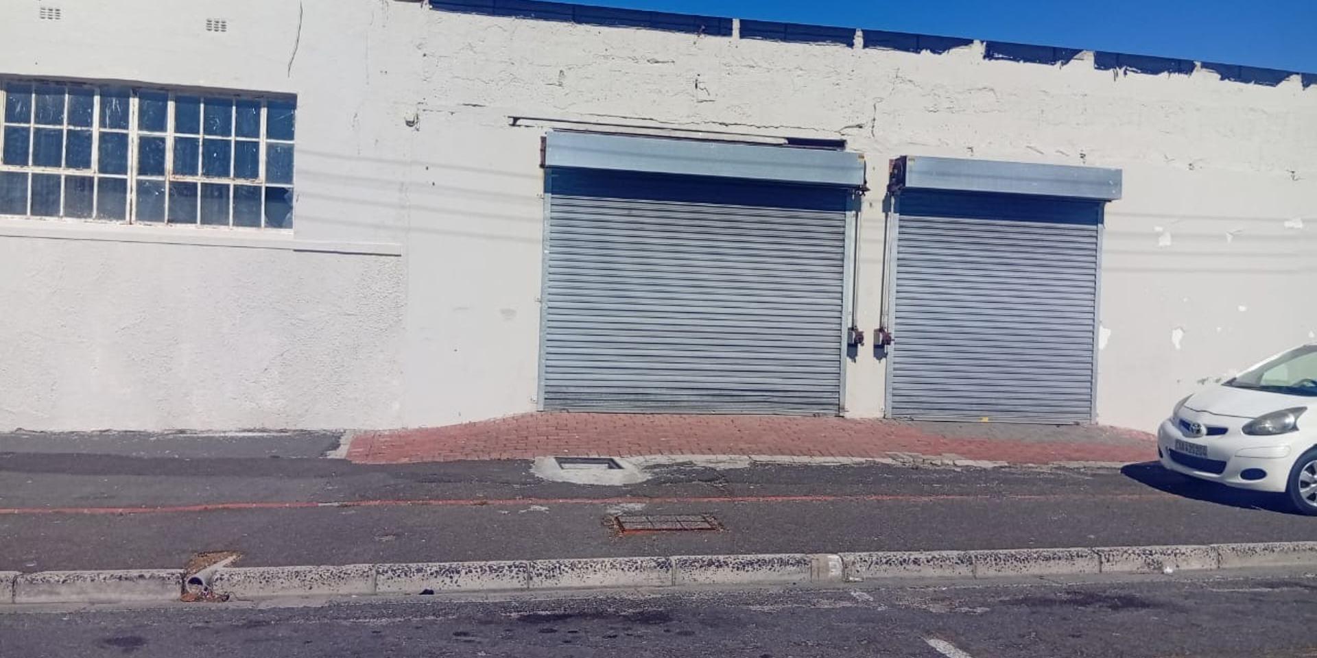 Image 4 of 6