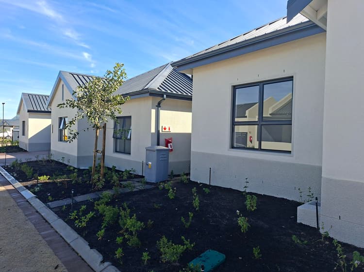 Main property image