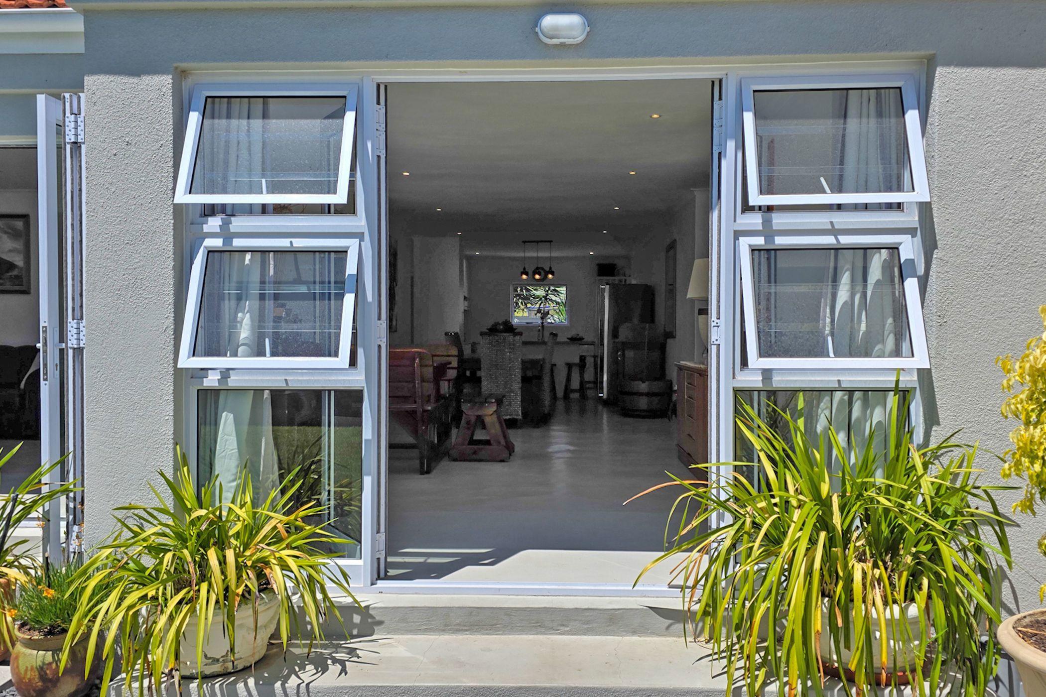 Image 5 of 6