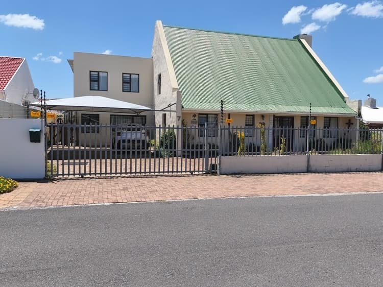 Main property image