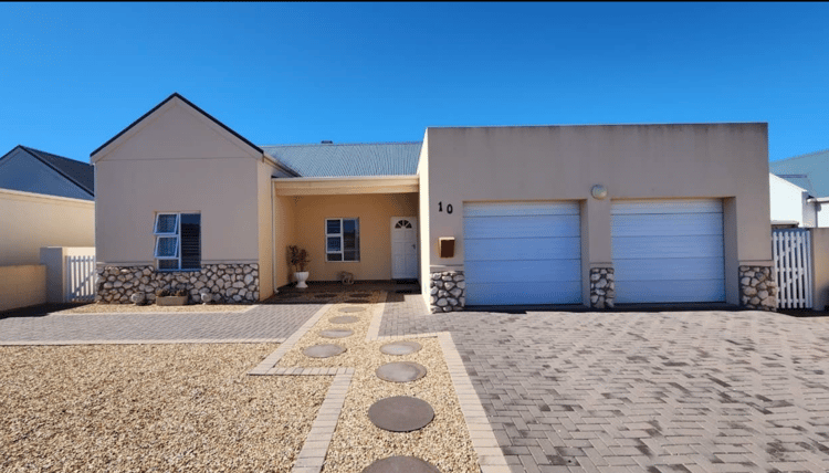 Main property image