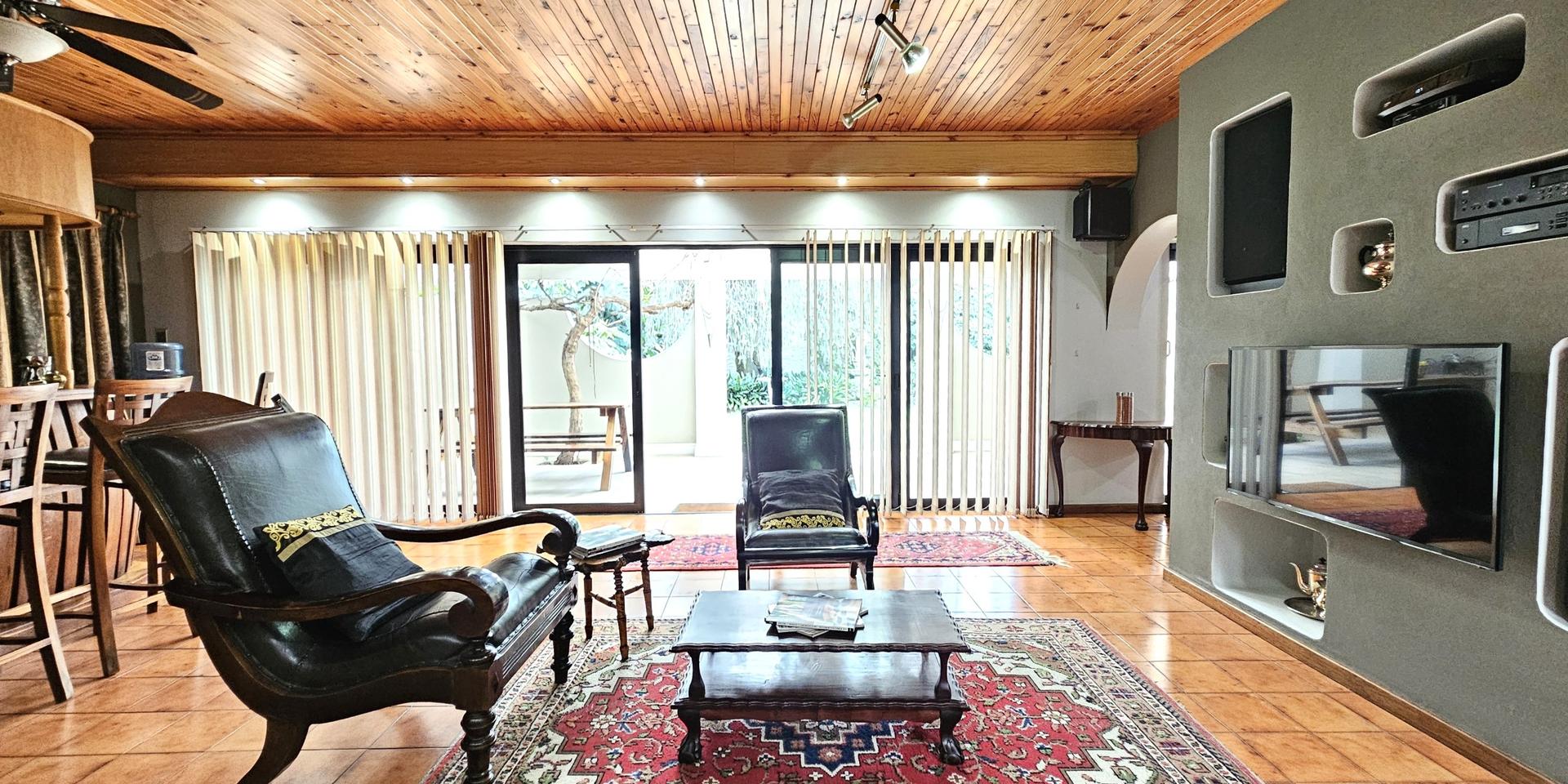 Image 4 of 6