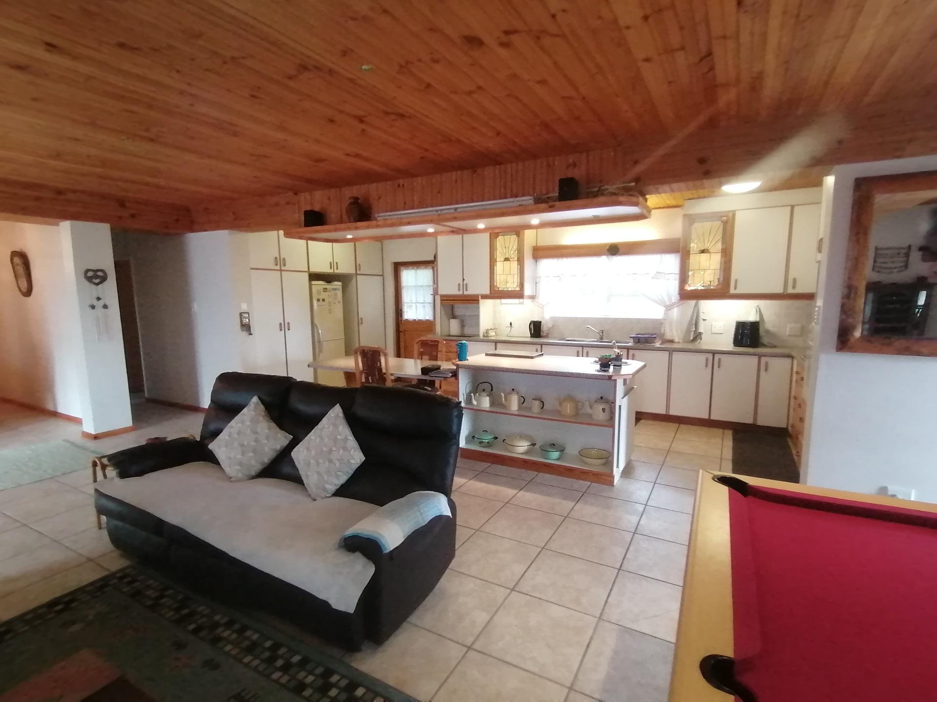 Image 5 of 6