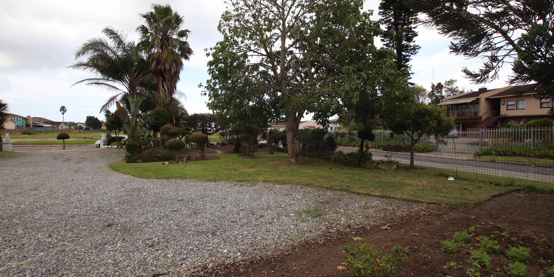 Image 5 of 6
