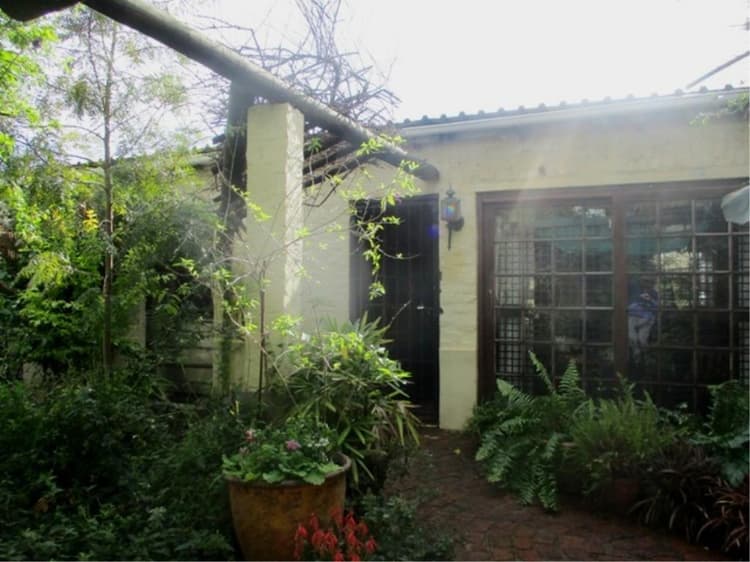 Main property image