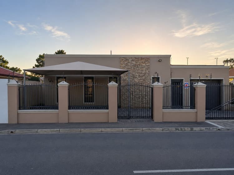 Main property image
