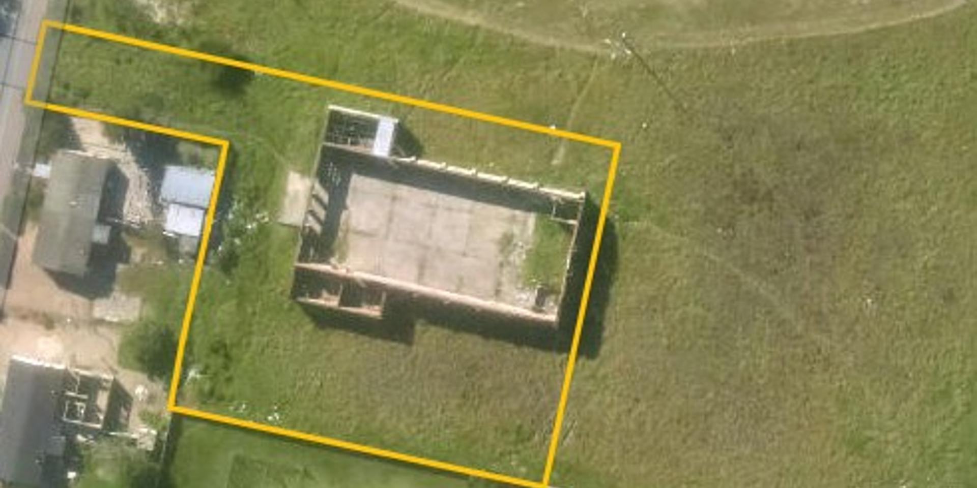 Image 1 of 6