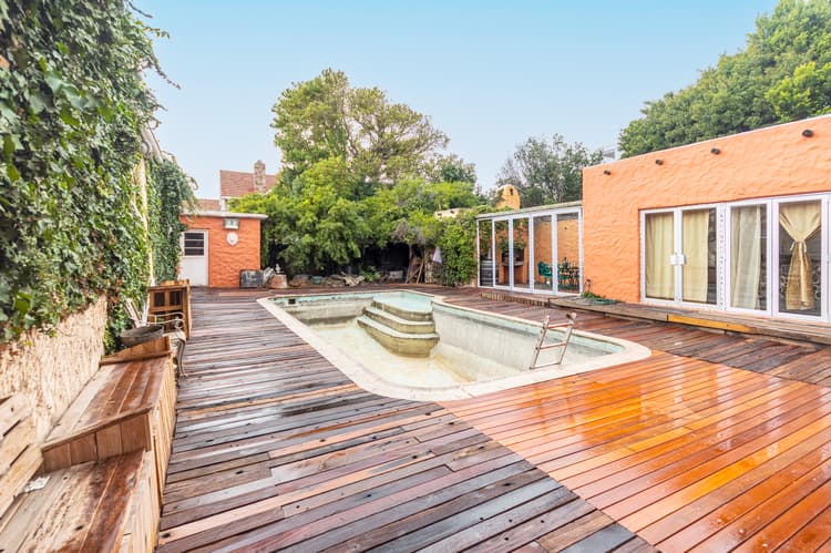 Main property image