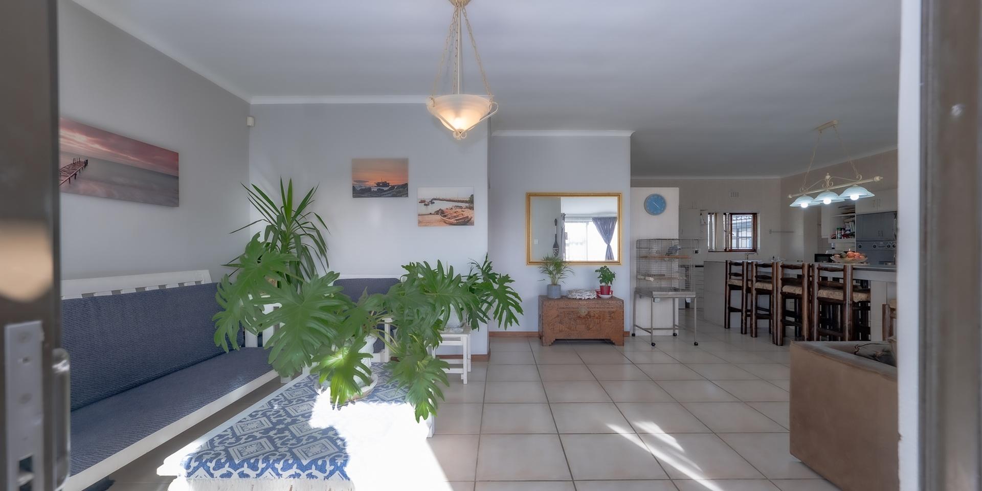 Image 5 of 6