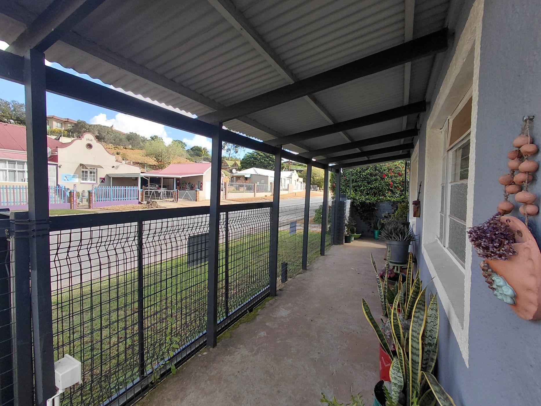 Image 4 of 6