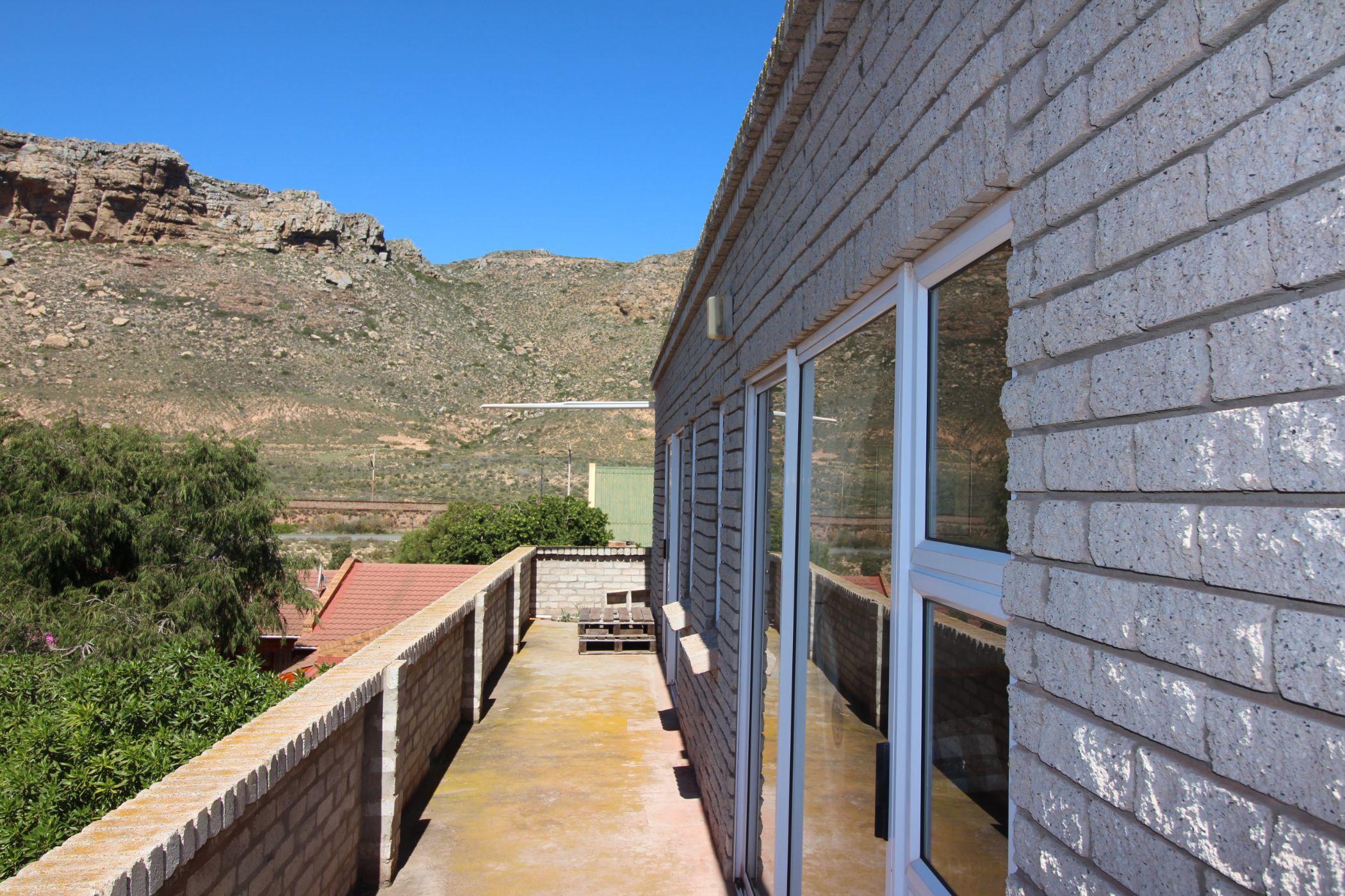 Image 5 of 6
