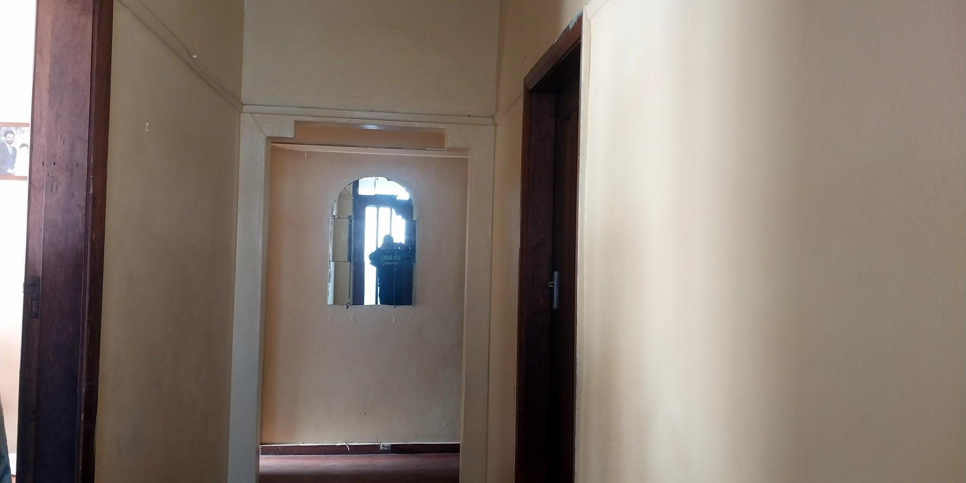 Image 5 of 6