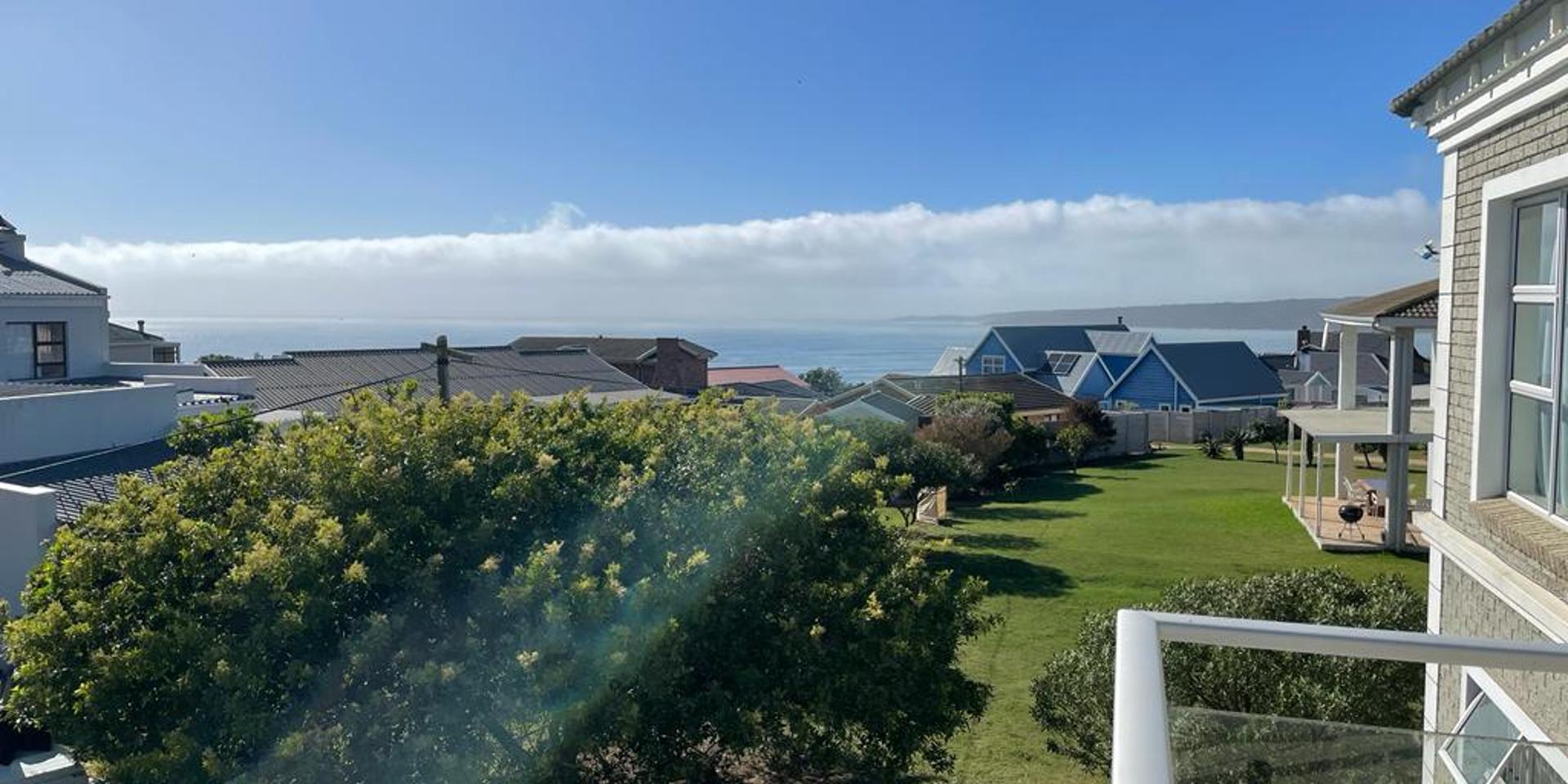 Image 2 of 6