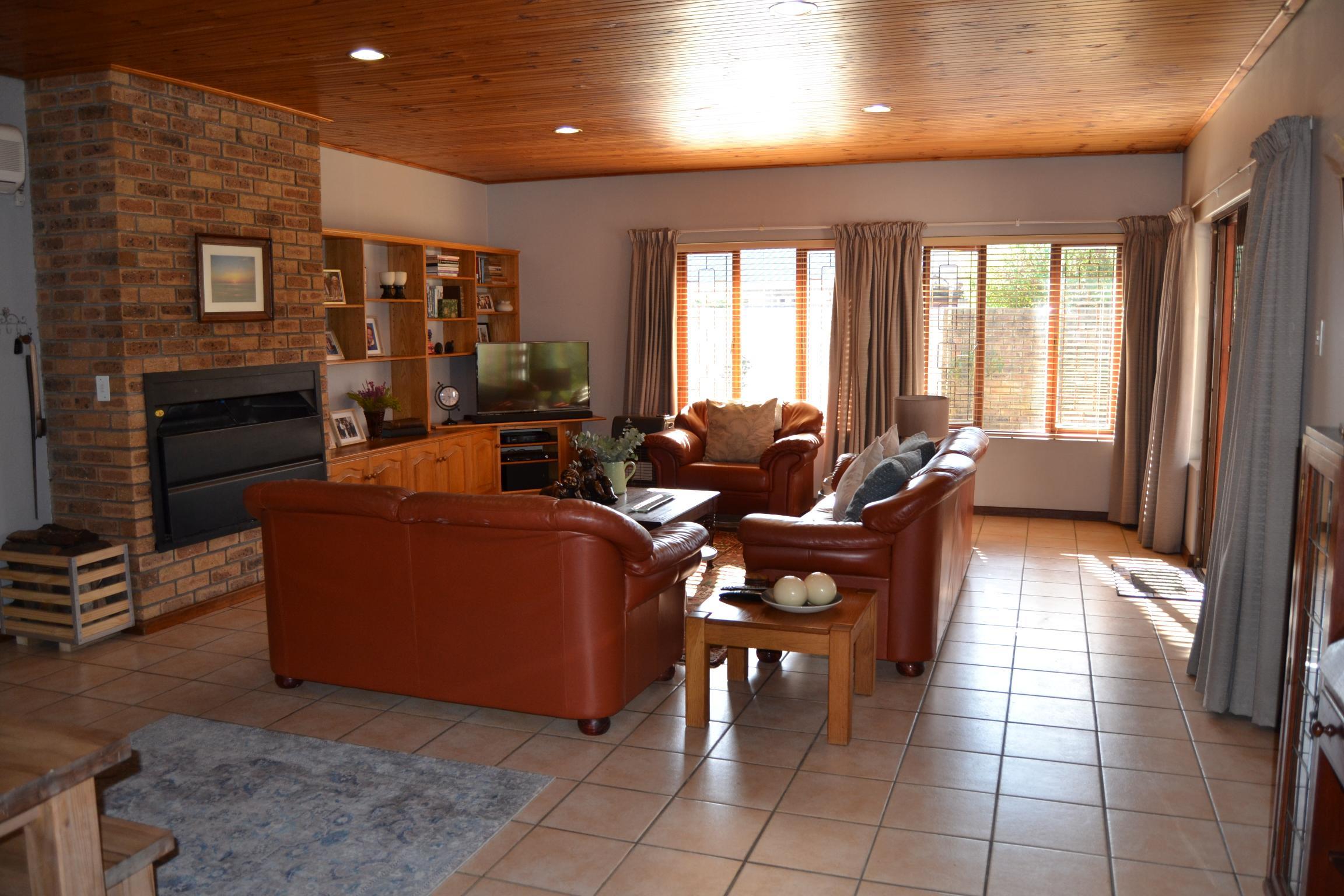 Image 3 of 6