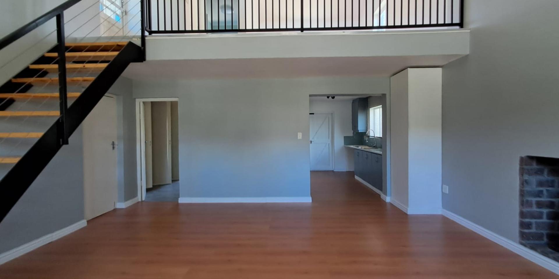 Image 2 of 6
