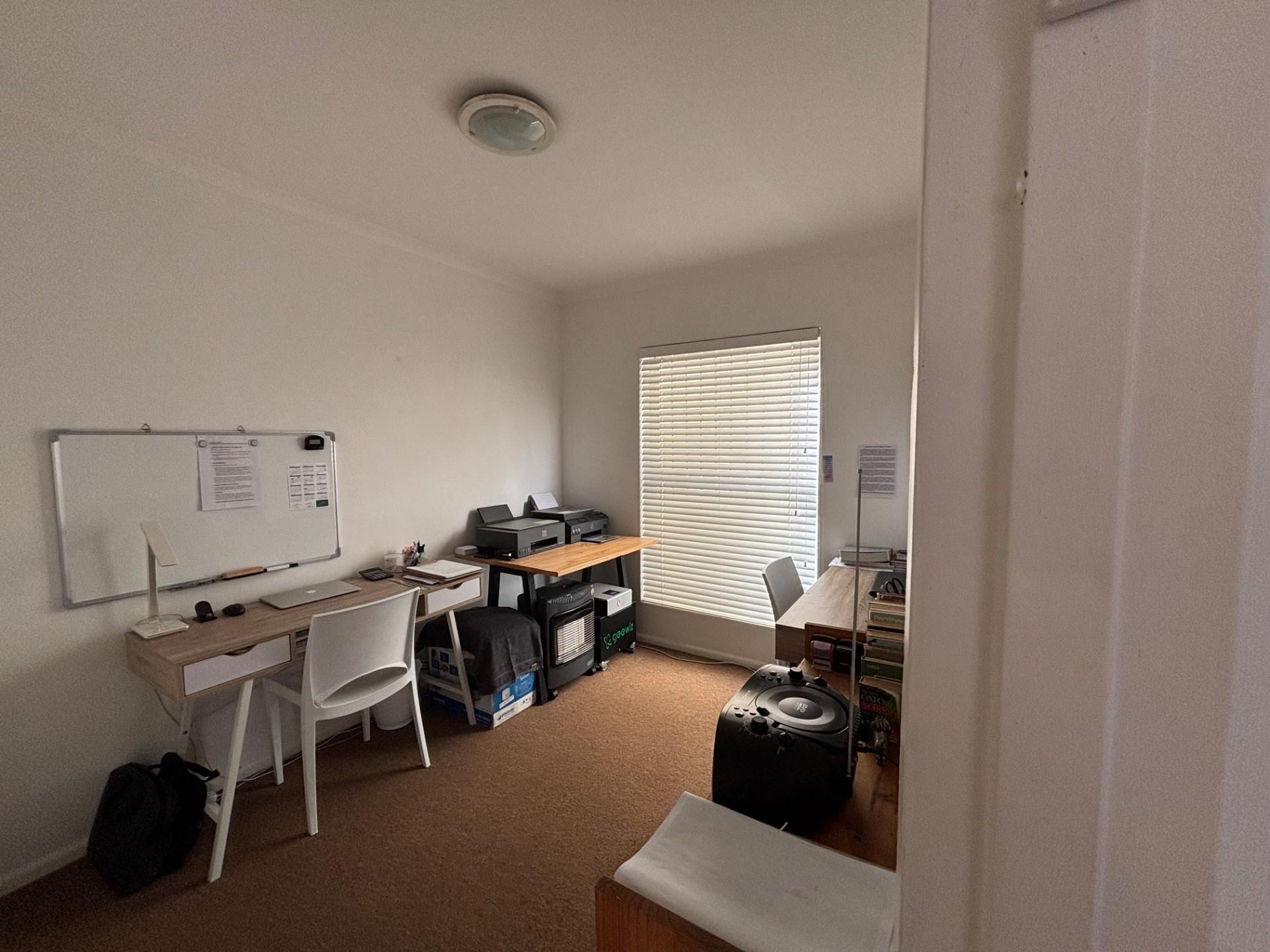 Image 5 of 6