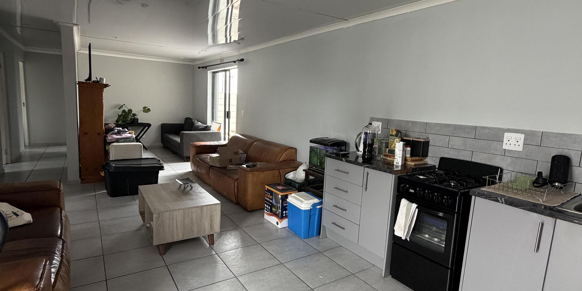 Image 5 of 6