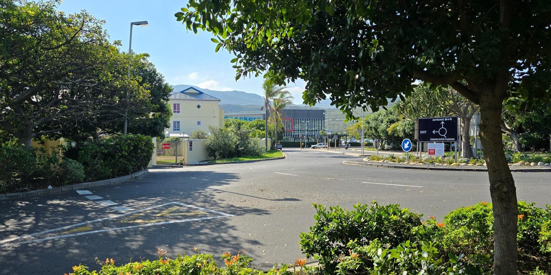 Image 2 of 6