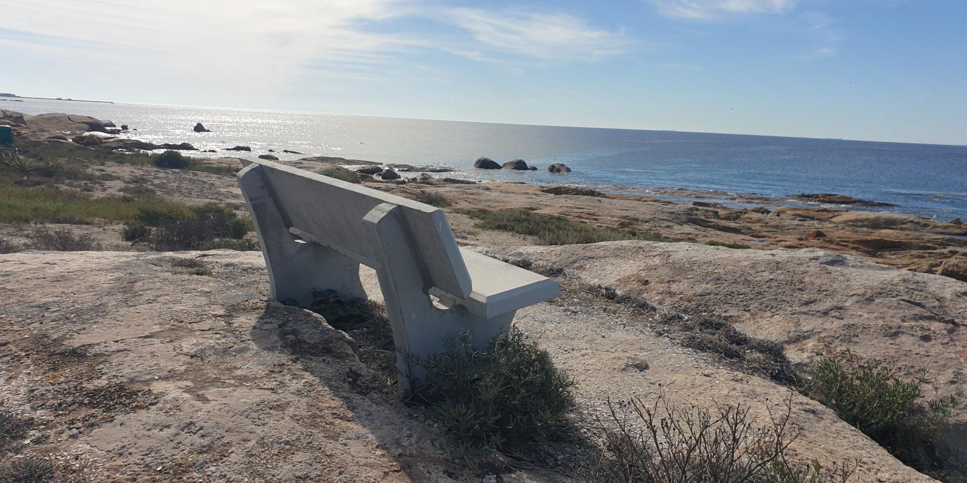 Image 4 of 6