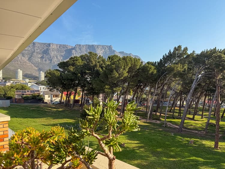 Main property image