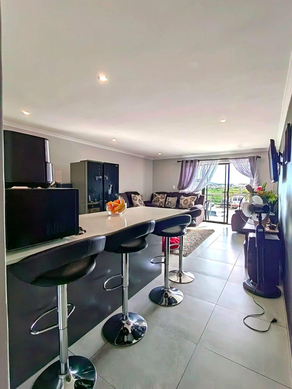 Image 5 of 6