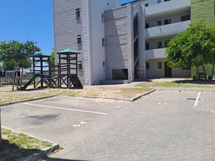 Main property image