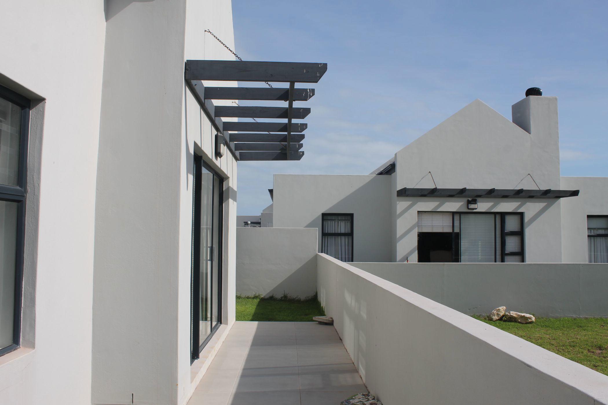 Image 5 of 6