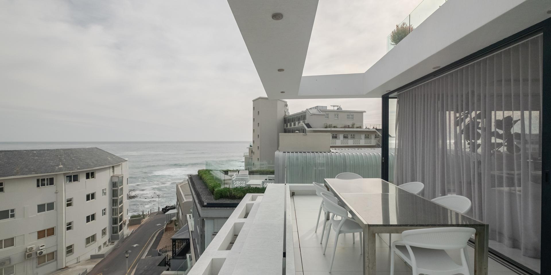 Image 3 of 6