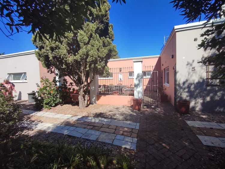Main property image