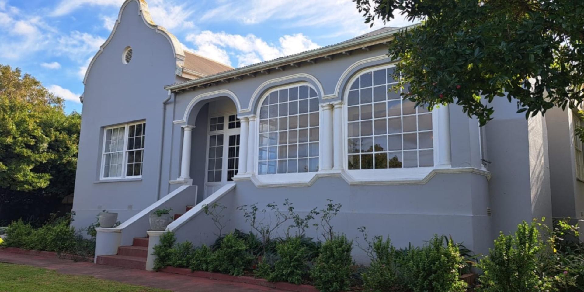 Image 2 of 6
