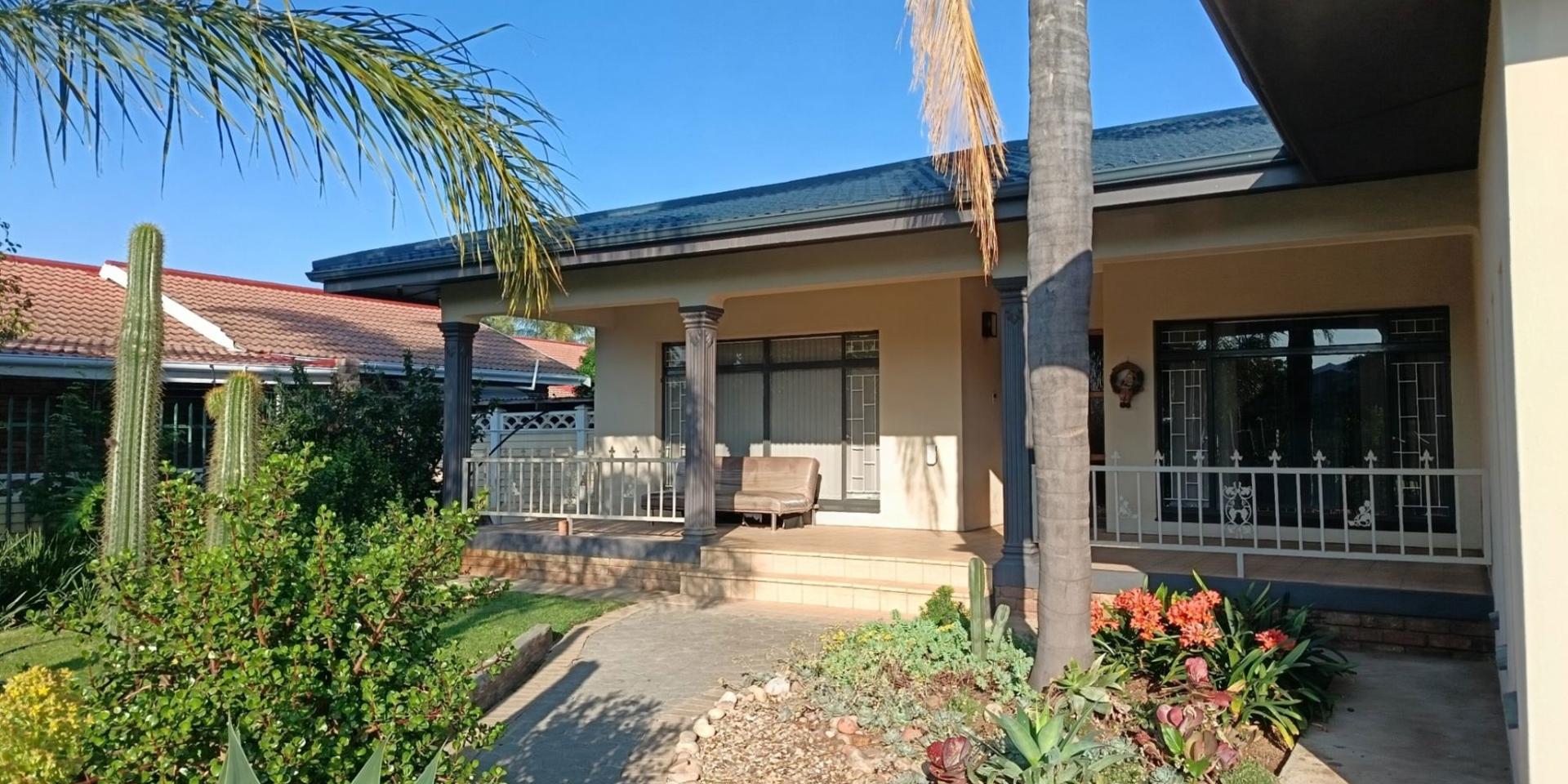 Image 4 of 6