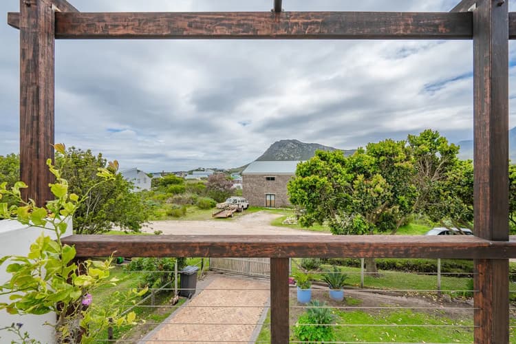 Main property image