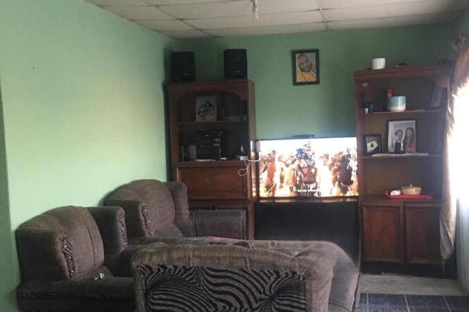 Image 5 of 6