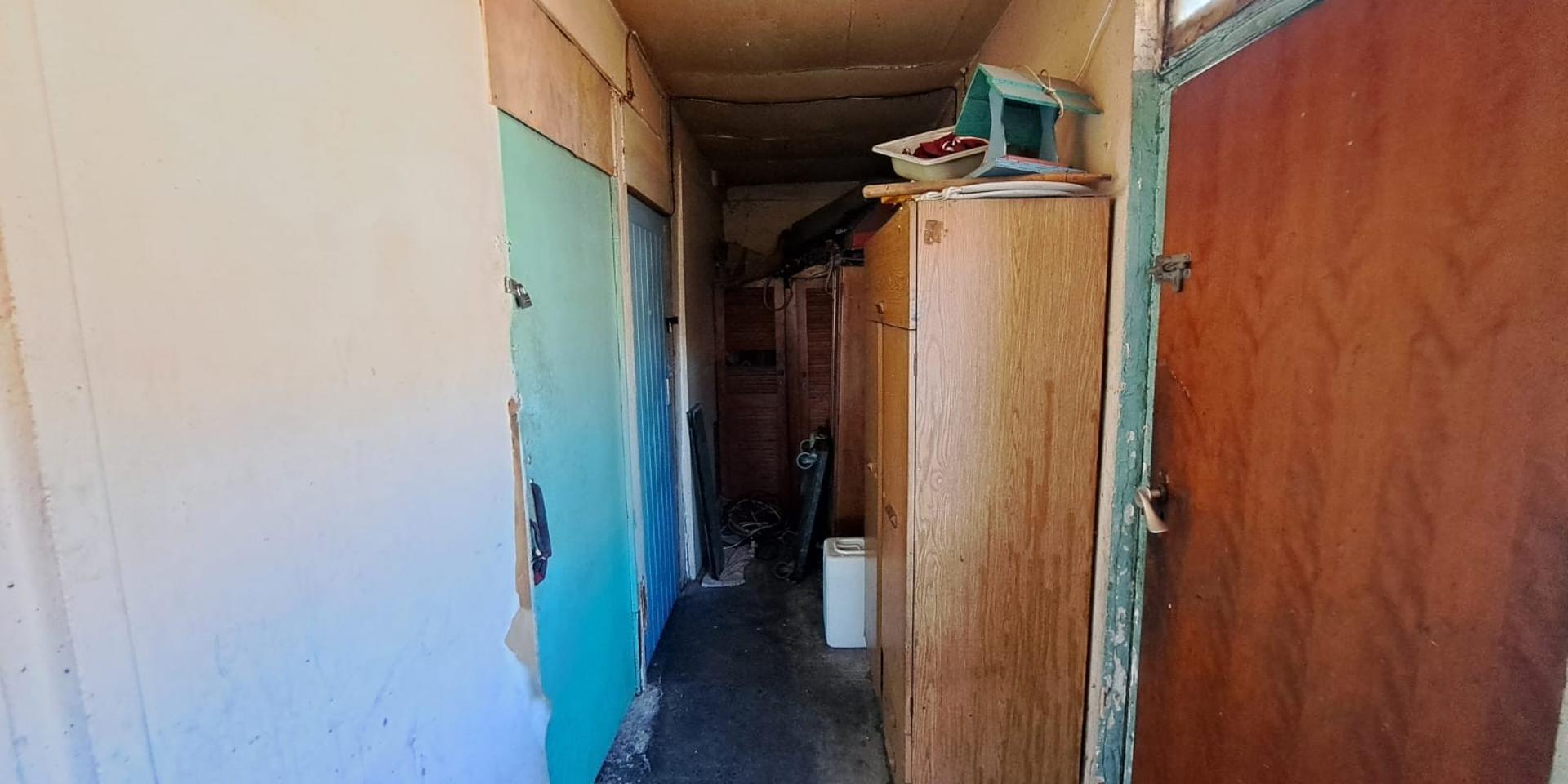 Image 5 of 6