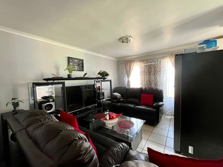 Main property image