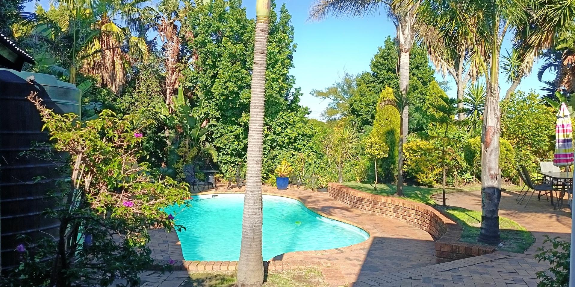 Image 2 of 6