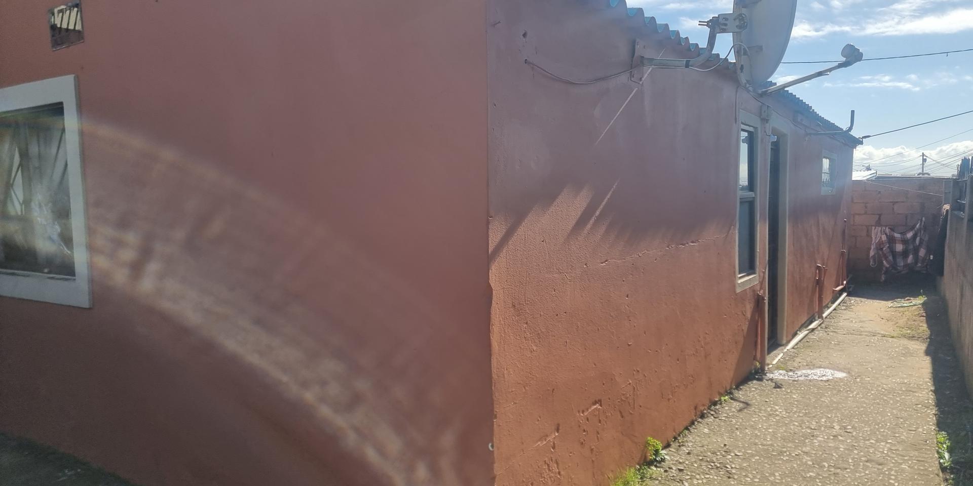 Image 3 of 6