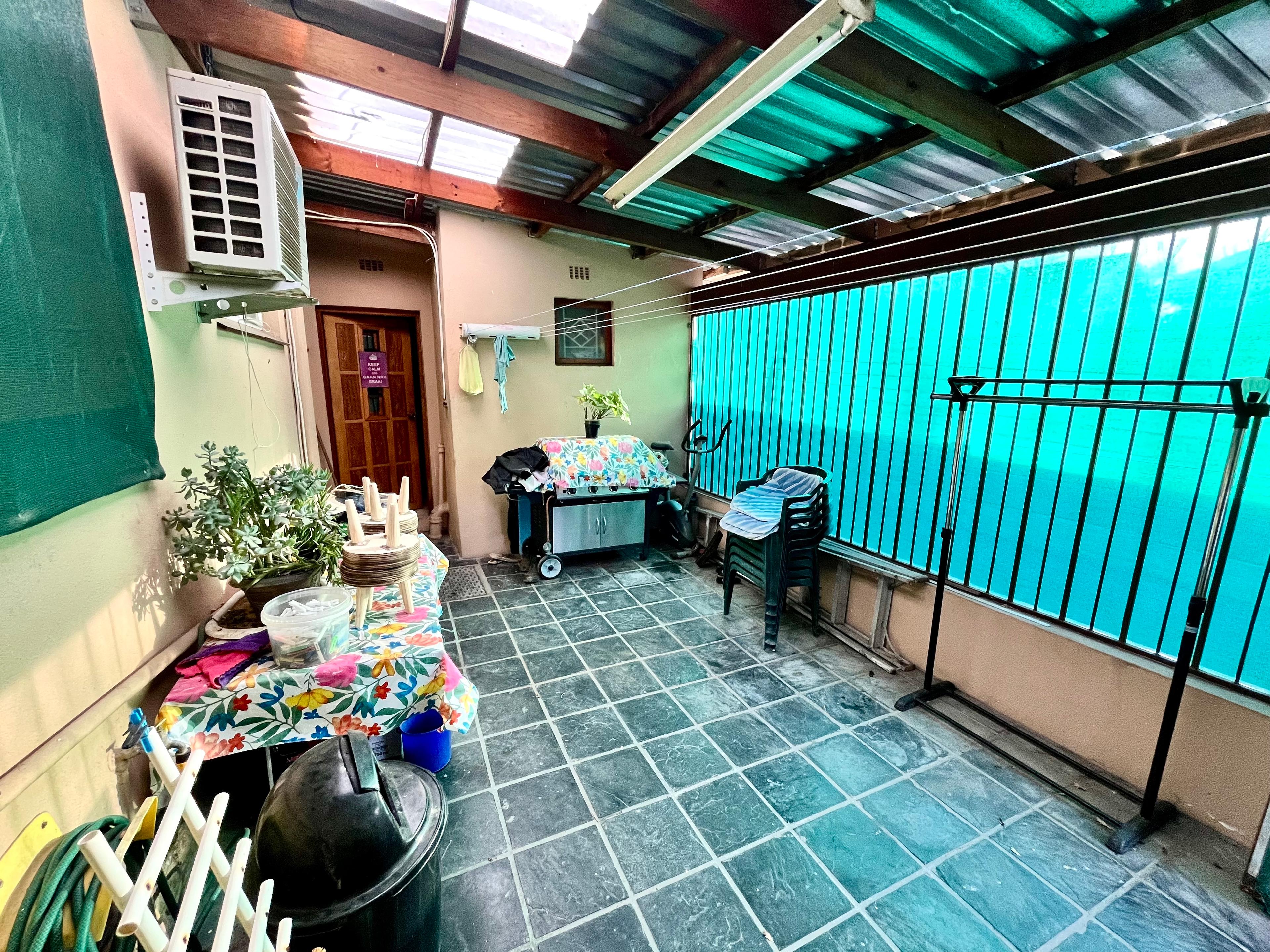 Image 12