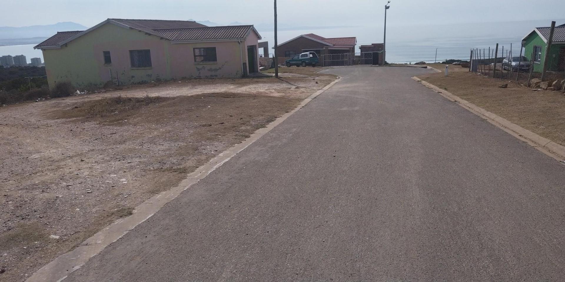 Image 3 of 6