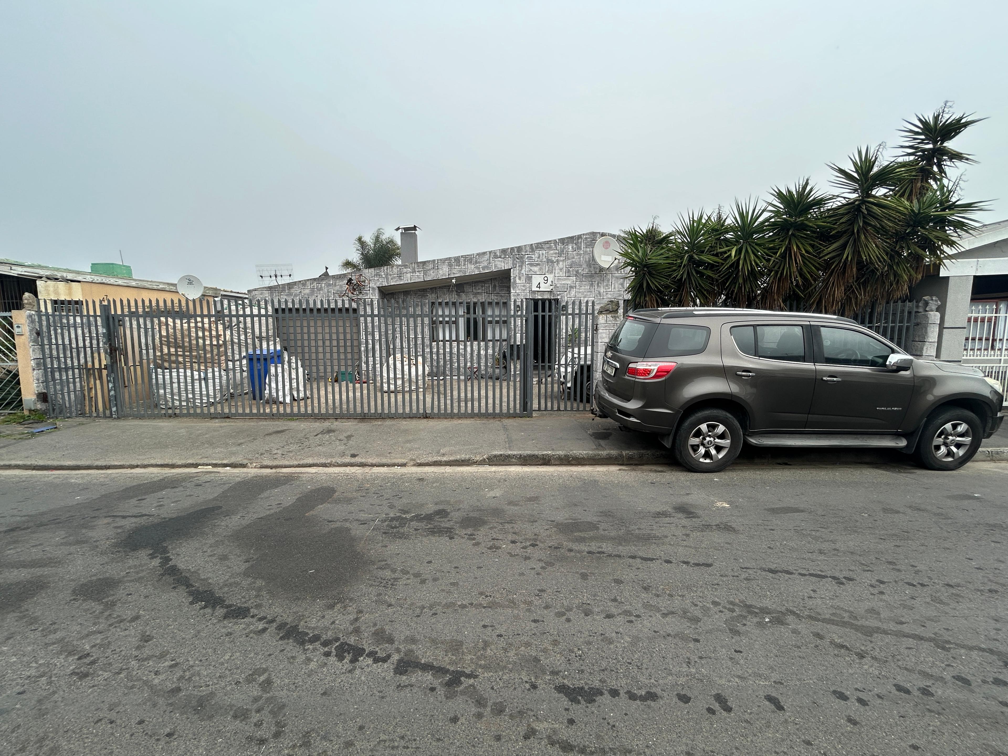 Image 1 of 6